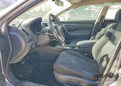 2018 Nissan Altima 2.5 z USA, uszkodzony, nr VIN 1N4AL3APXJC125943